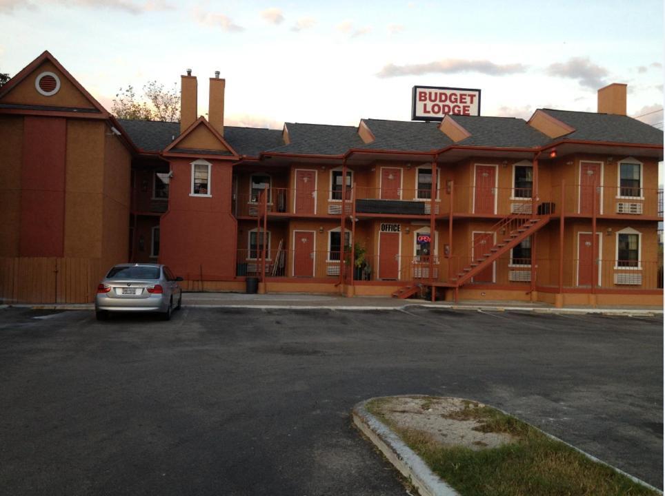 Economy Inn Austin Exterior photo